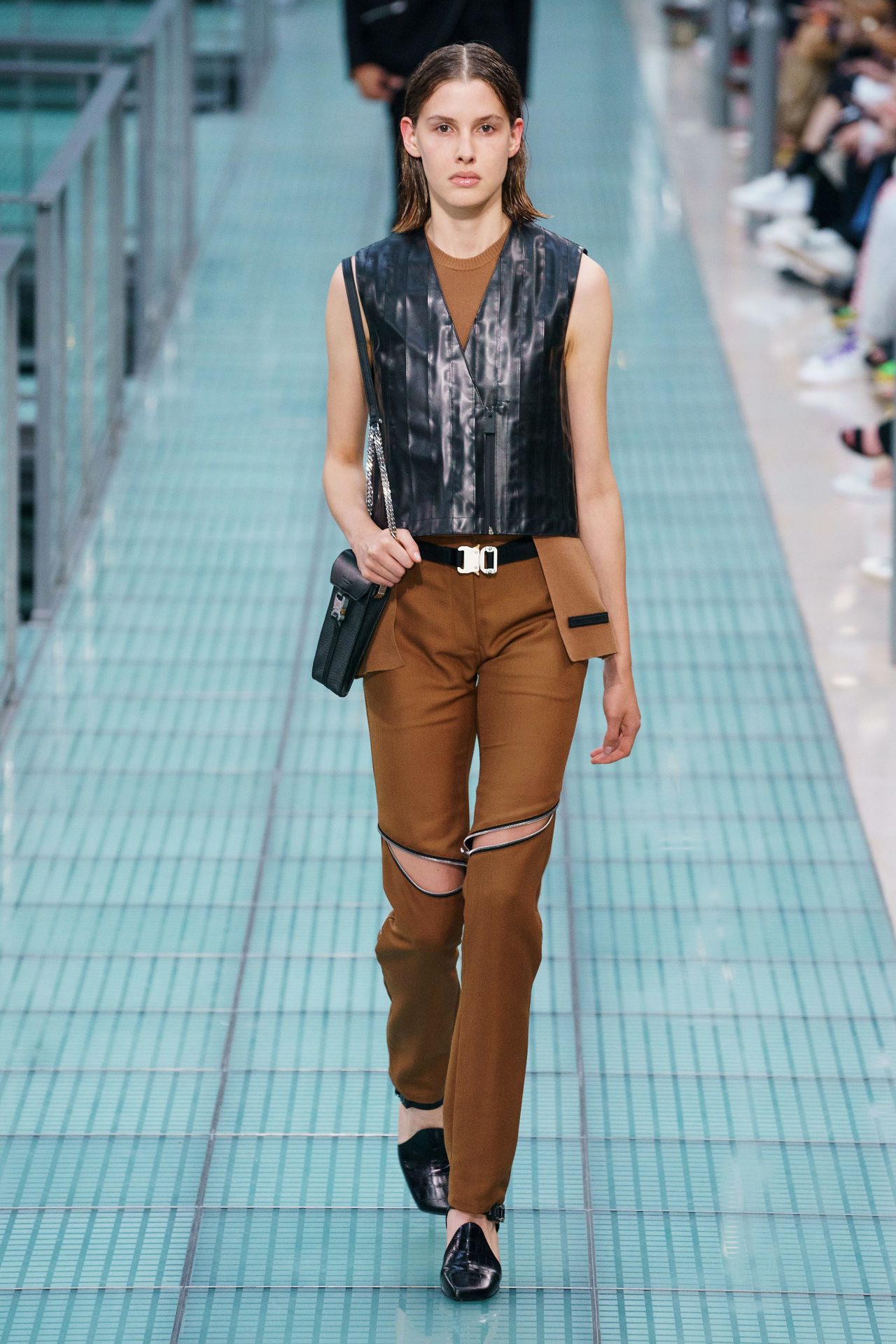 Louis Vuitton Menswear Spring Summer 2020 Paris - RUNWAY MAGAZINE ®  Collections